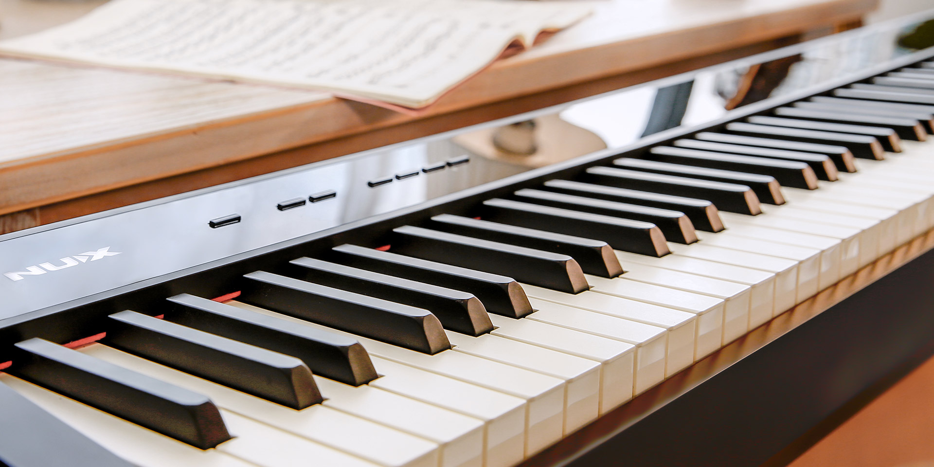 Piano Nux NPK10