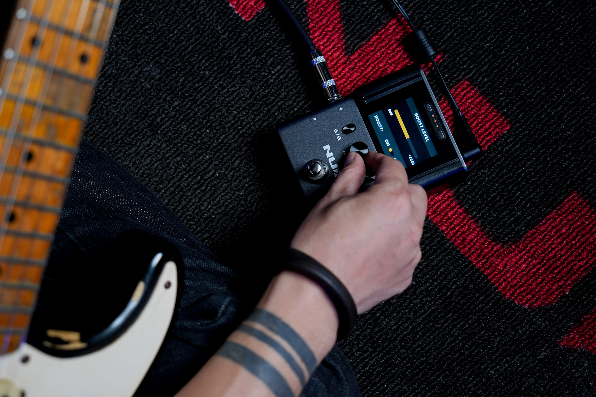 Nux B8, 2.4GHz Guitar Wireless System