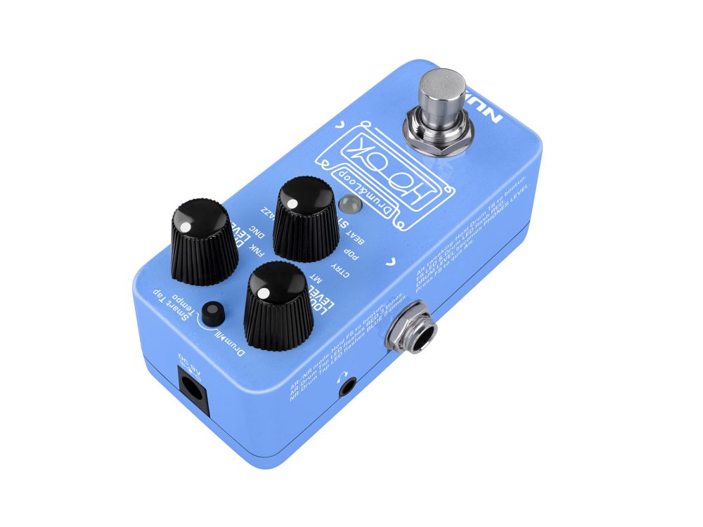 Nux HOOK, Mini Looper With Phones Out