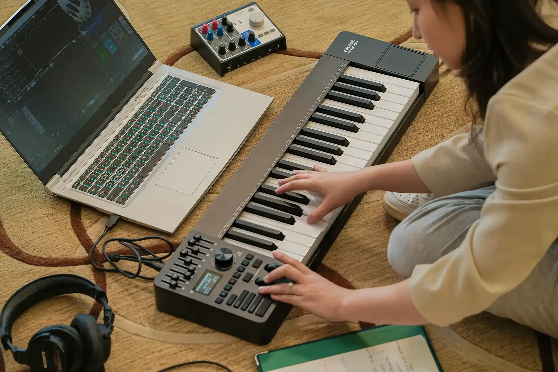 MIDI Keyboard Controller Nux NTK37