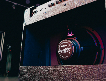 Mighty-60-MKII Nux Amplifier Loa